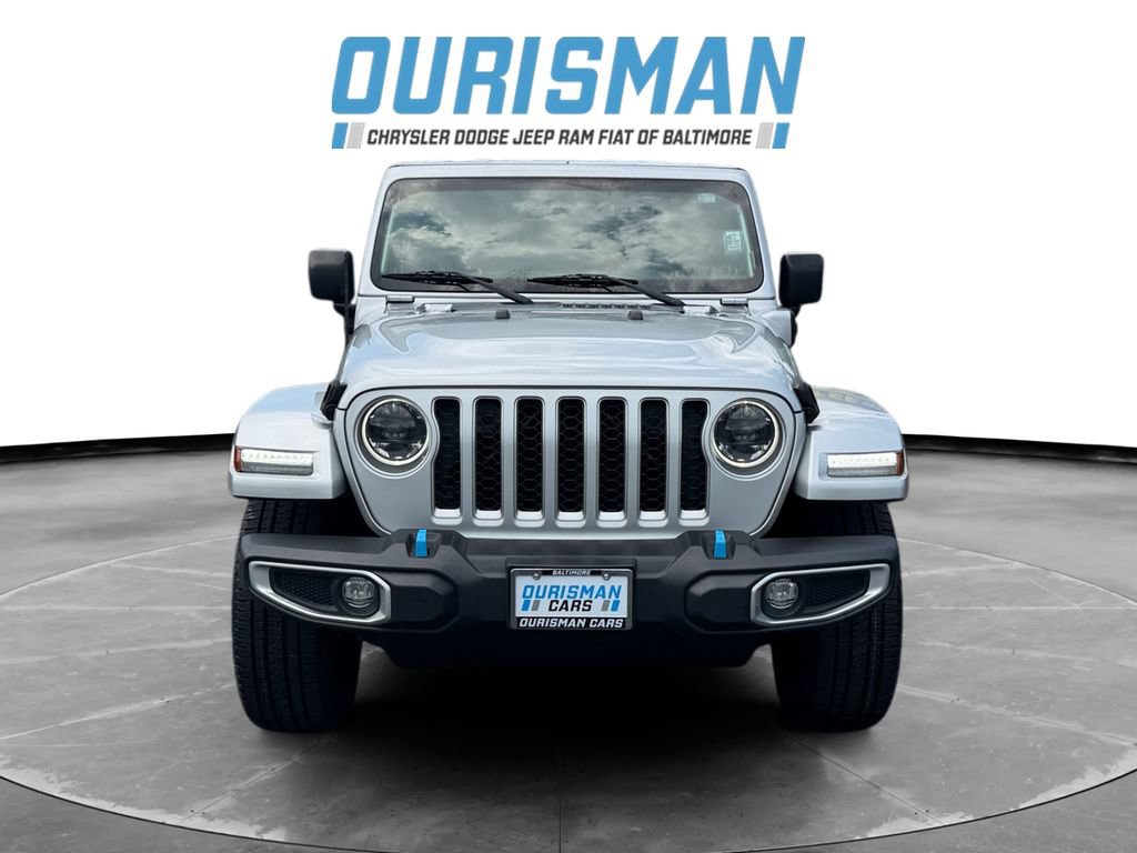 Used 2023 Jeep Wrangler Unlimited Sahara w/ Cold Weather Group AWD/4WD image 8