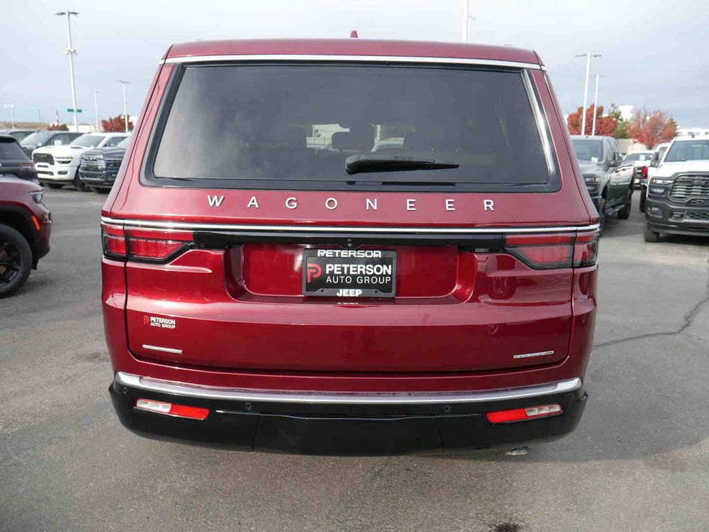 Used 2022 Jeep Wagoneer Series III w/ Flexible Seating Group image 21