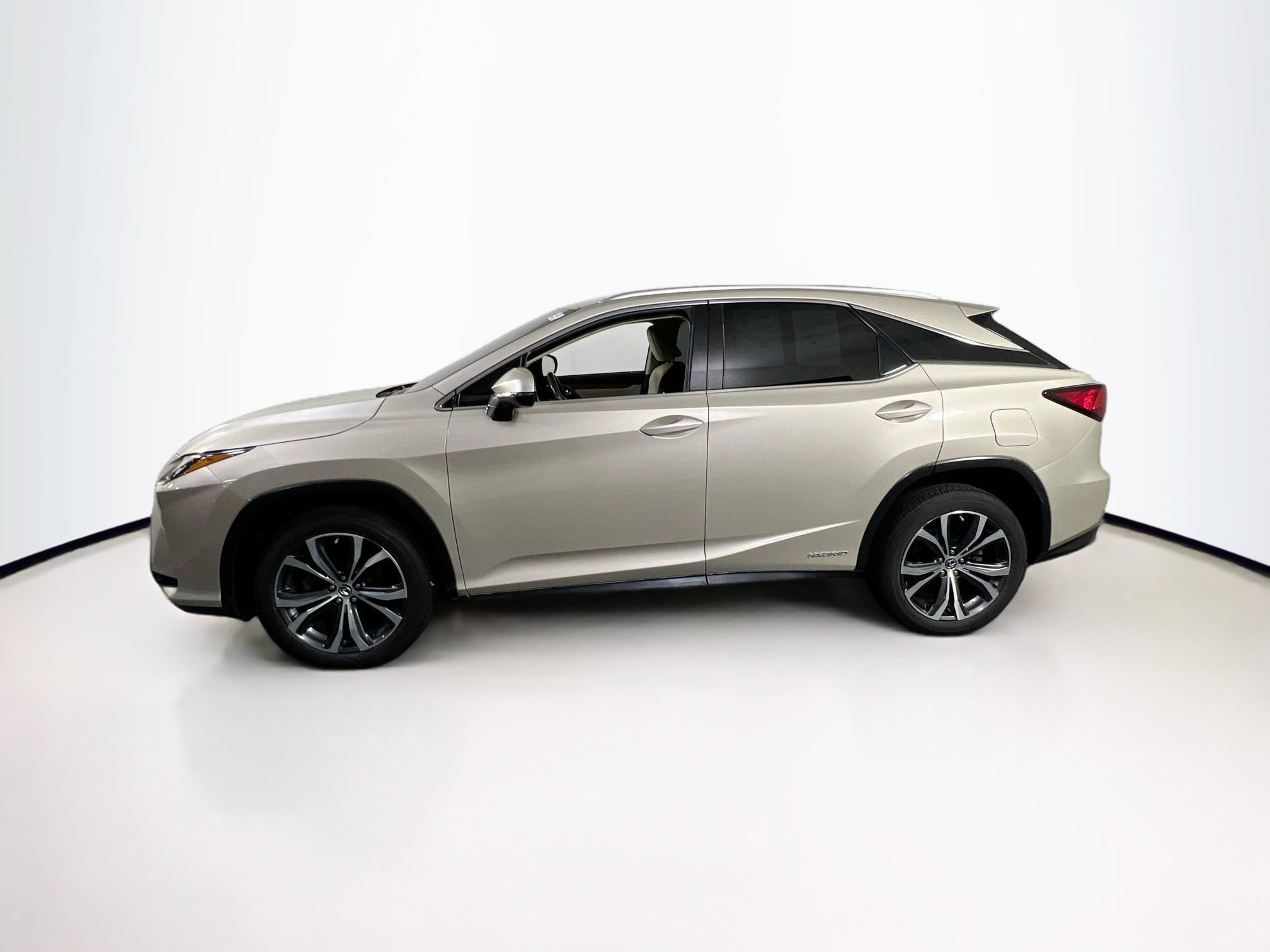 Used 2018 Lexus RX 450h AWD w/ Premium Package image 8