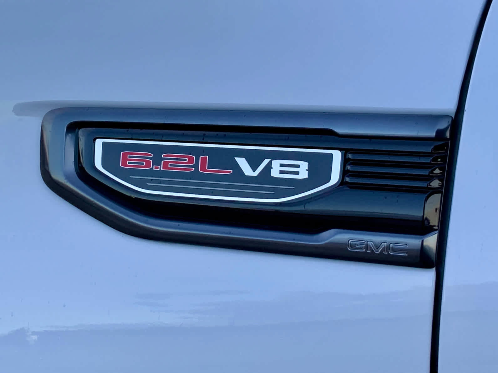 Used 2024 GMC Sierra 1500 AT4 w/ Technology Package image 24