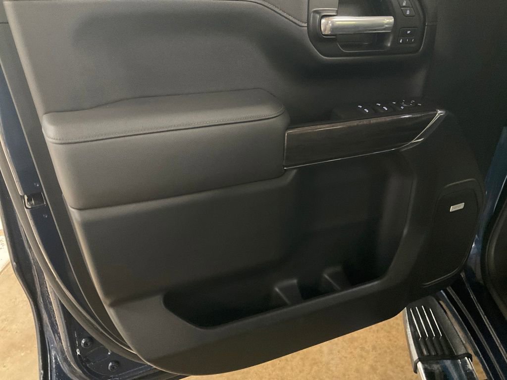Used 2021 Chevrolet Silverado 1500 LTZ w/ LTZ Premium Package image 14
