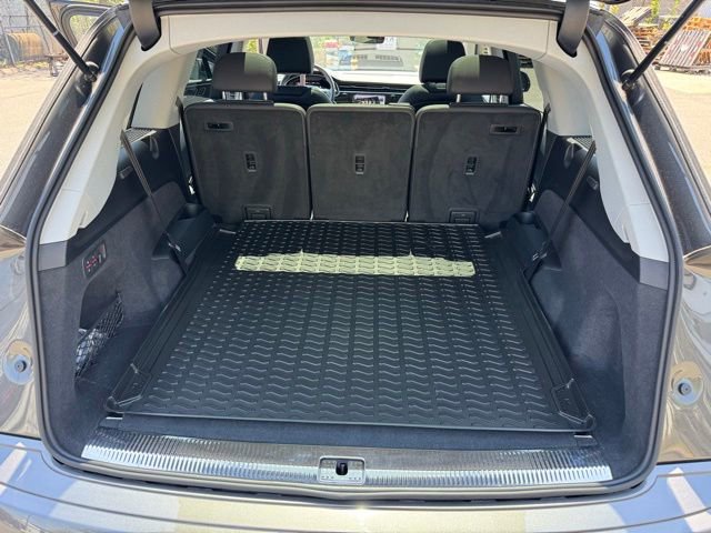 Certified 2023 Audi Q7 2.0T Premium w/ Convenience Package AWD/4WD image 32