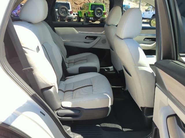 Used 2024 MAZDA CX-90 Plug-In Hybrid w/ Premium Plus image 22