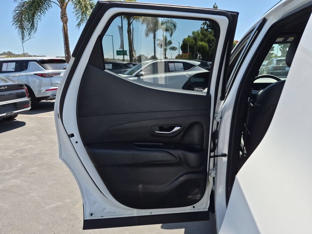 Used 2025 Hyundai Santa Cruz SEL AWD/4WD image 27