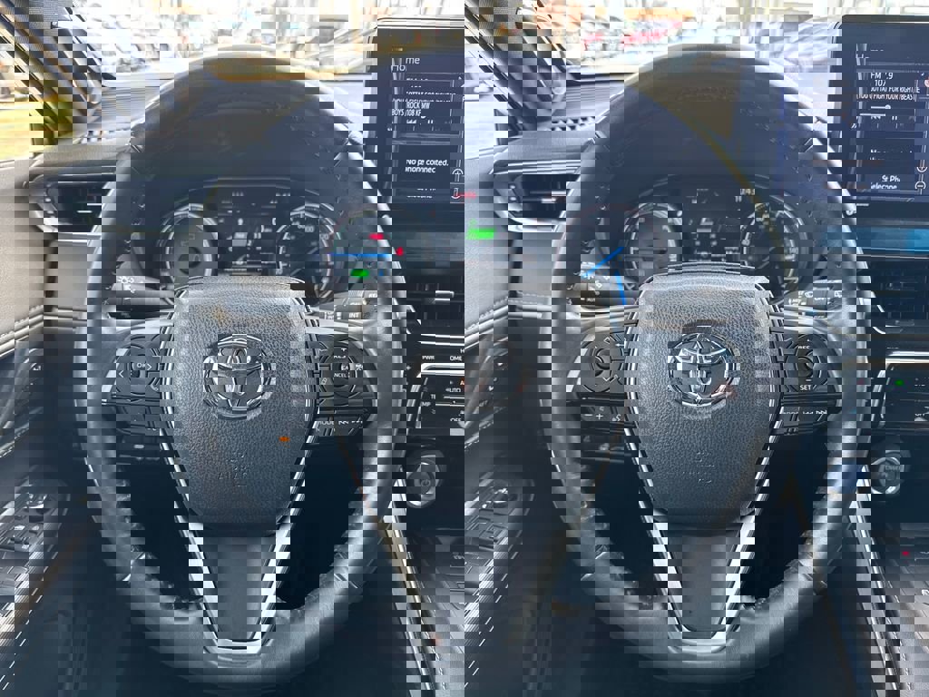 Used 2021 Toyota Venza Limited image 21