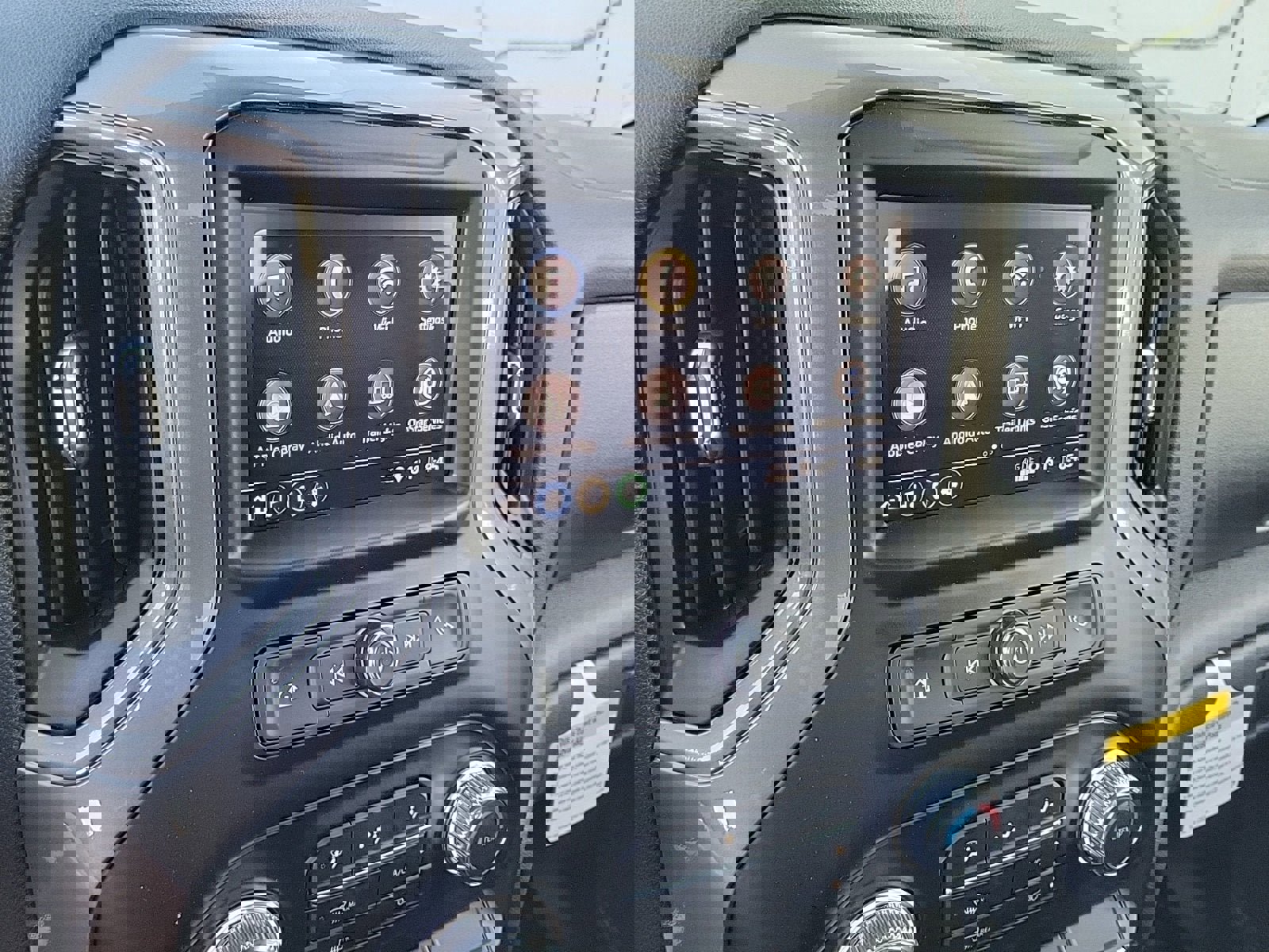 New 2026 GMC Sierra 1500 Pro w/ Pro Value Package image 14