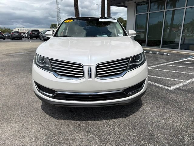 Used 2018 Lincoln MKX Reserve w/ Lincoln MKX Climate Package AWD/4WD image 2
