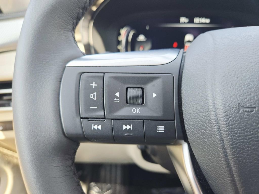 Used 2025 INFINITI QX60 Luxe w/ Vision Package AWD/4WD image 22