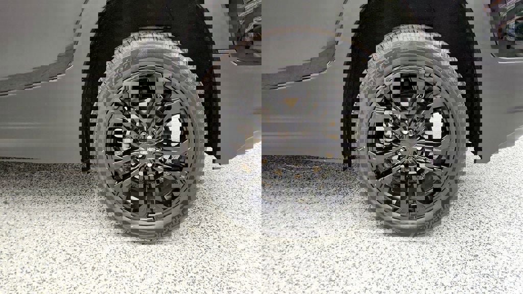 Used 2021 GMC Terrain SLE w/ Driver Convenience Package image 9