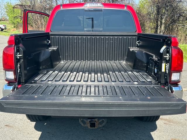 Used 2019 Toyota Tacoma TRD Off-Road AWD/4WD image 23