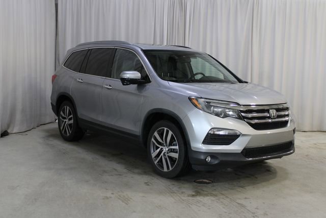 Used 2017 Honda Pilot Touring image 30