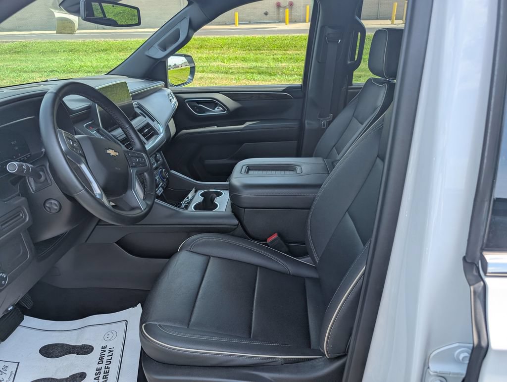 Used 2023 Chevrolet Tahoe Premier RWD image 13