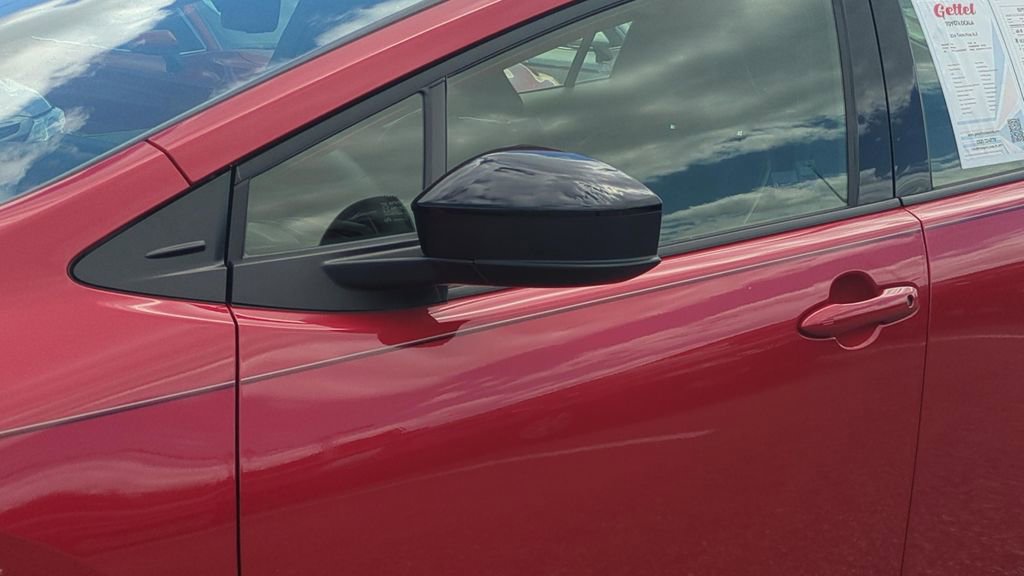 Used 2024 Toyota Prius XLE image 36