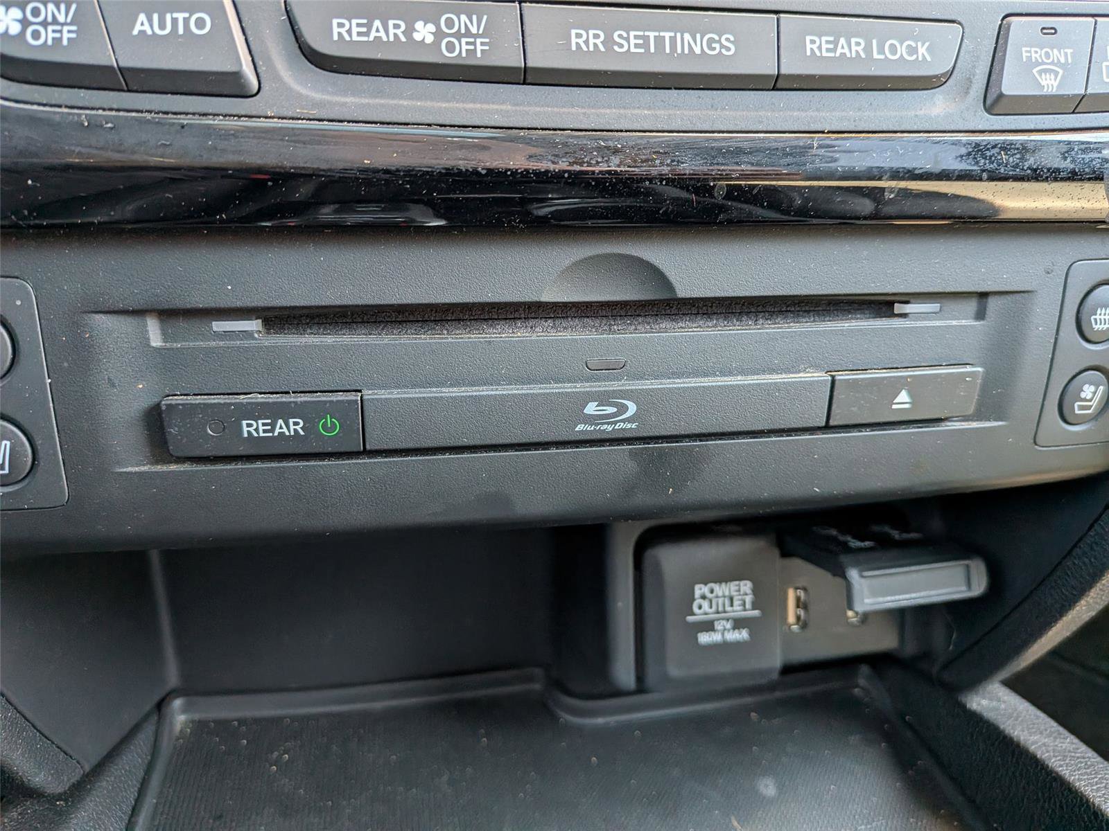 Used 2018 Honda Pilot Elite image 16