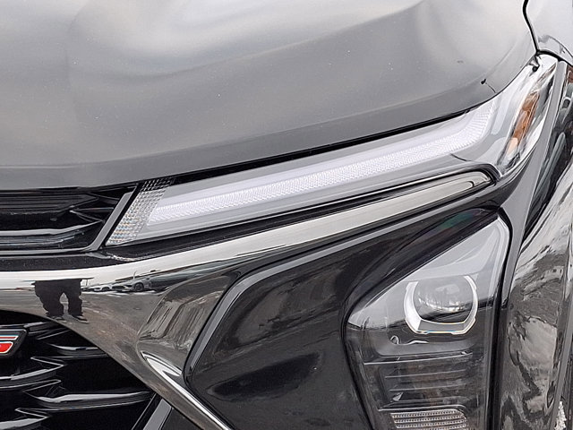 Used 2025 Chevrolet Trax RS w/ Sunroof Package image 9