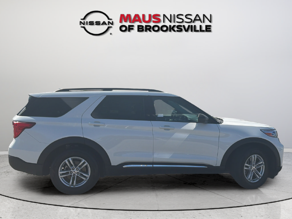 Used 2023 Ford Explorer XLT RWD image 13