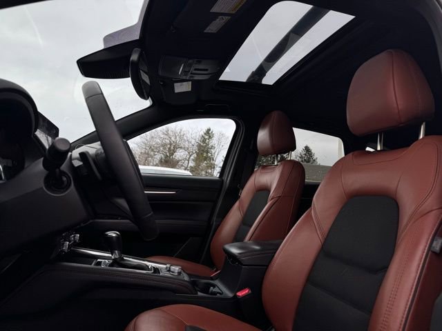 Used 2024 MAZDA CX-5 Carbon Edition image 19