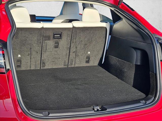 Used 2022 Tesla Model Y Long Range image 6