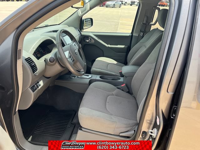 Used 2021 Nissan Frontier SV RWD image 10