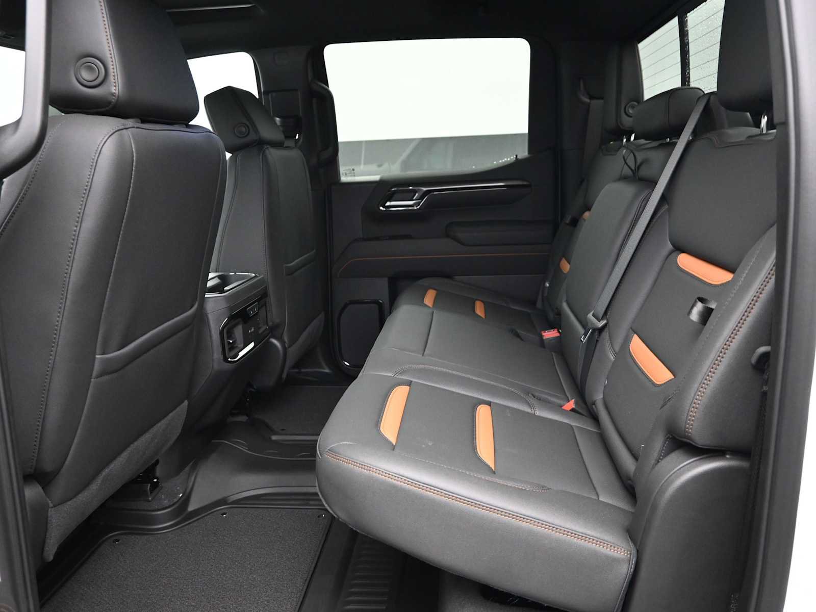 New 2026 GMC Sierra 1500 AT4 w/ AT4 Premium Package AWD/4WD image 18
