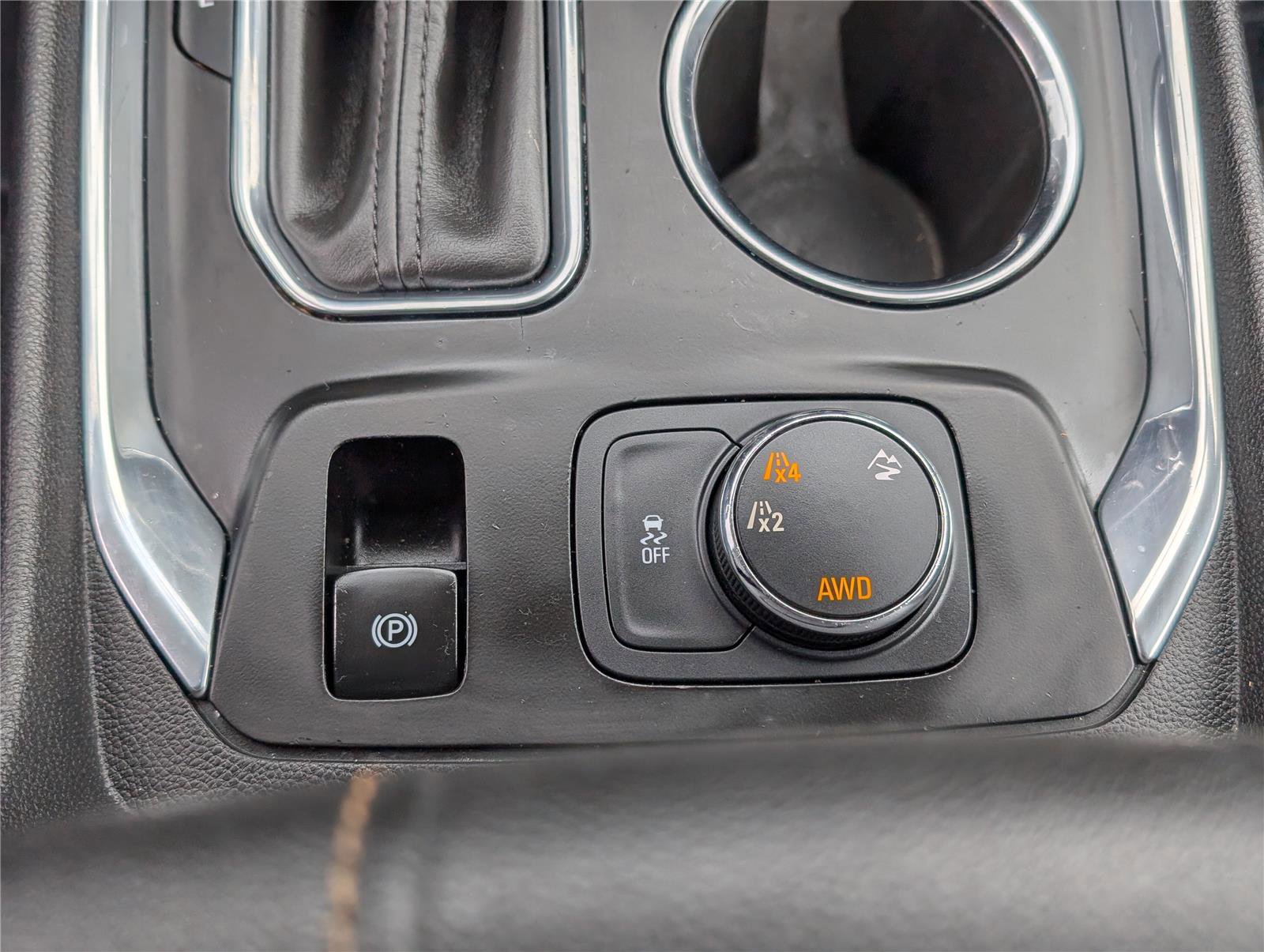 Used 2018 Chevrolet Traverse LT image 26