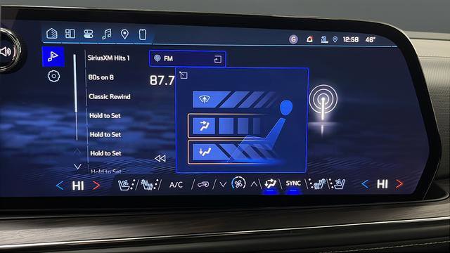 New 2026 Chevrolet Suburban Premier AWD/4WD image 18