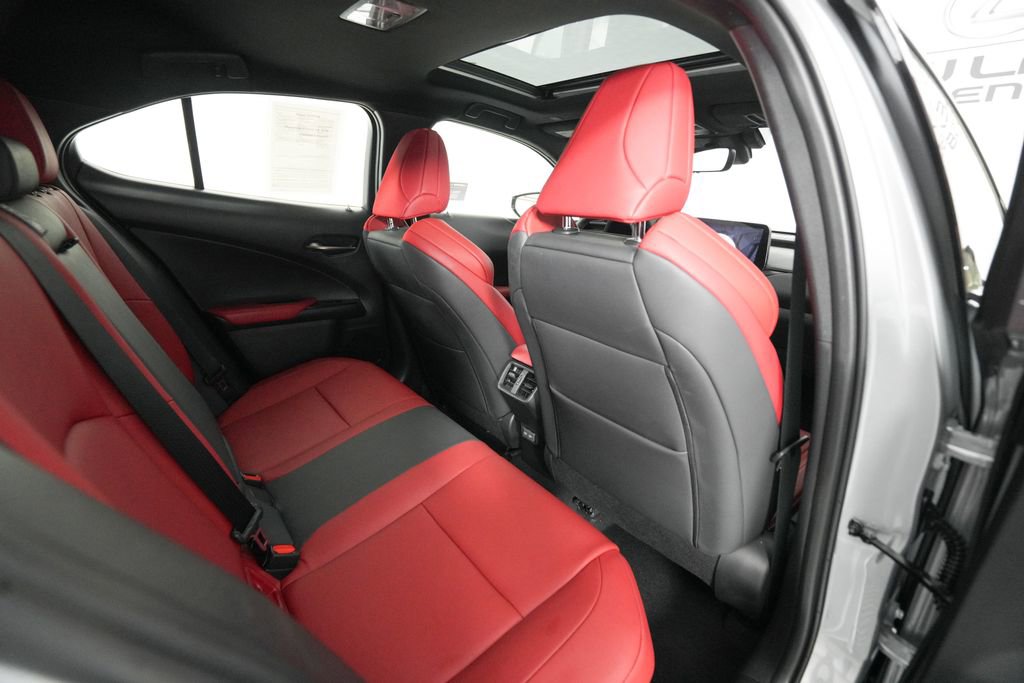 Certified 2024 Lexus UX 250h F Sport image 17