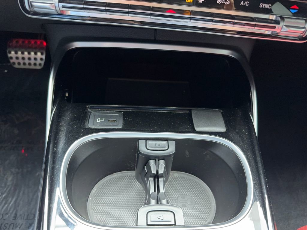 Used 2023 Mercedes-Benz CLA 35 AMG 4MATIC w/ AMG Night Package Plus image 30