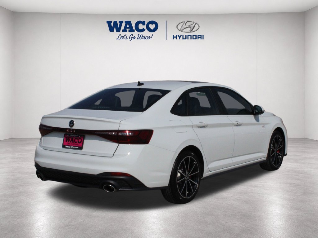 Used 2025 Volkswagen Jetta GLI Autobahn FWD image 8
