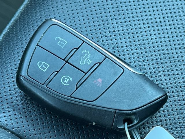 Used 2023 GMC Sierra 1500 AT4 w/ Technology Package AWD/4WD image 39