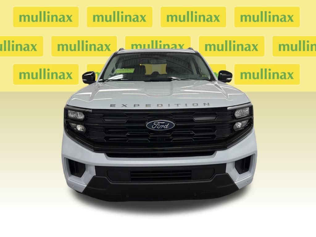 New 2026 Ford Expedition Active image 14