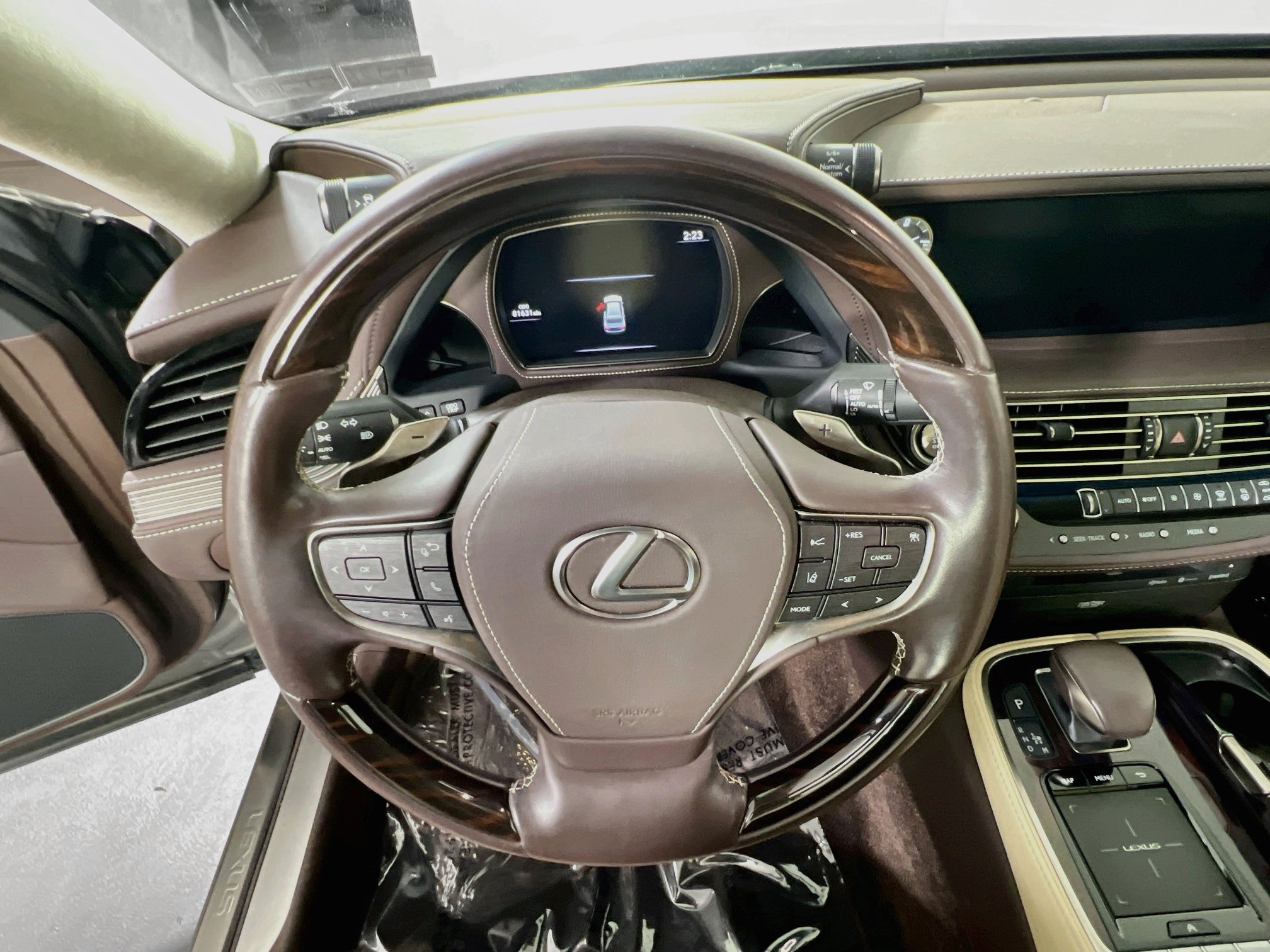 Used 2020 Lexus LS 500 AWD w/ Interior Upgrade Package image 11