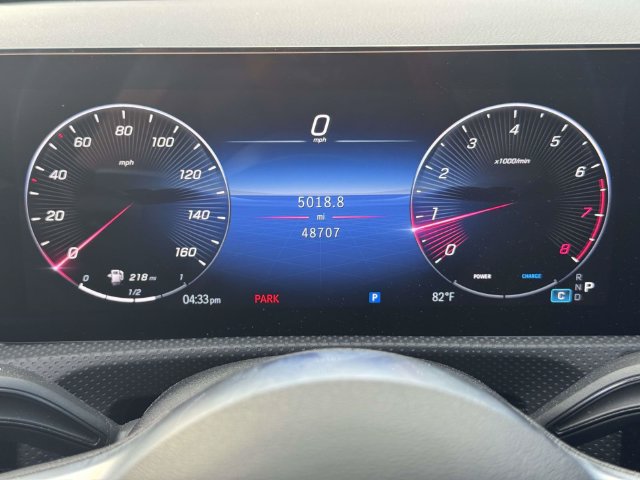 Used 2025 Mercedes-Benz CLA 250 4MATIC image 31