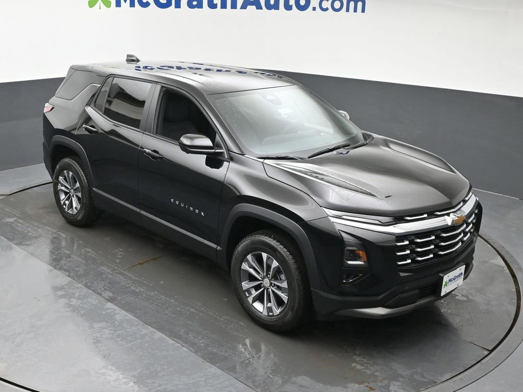 New 2026 Chevrolet Equinox LT w/ Convenience Package II AWD/4WD image 3