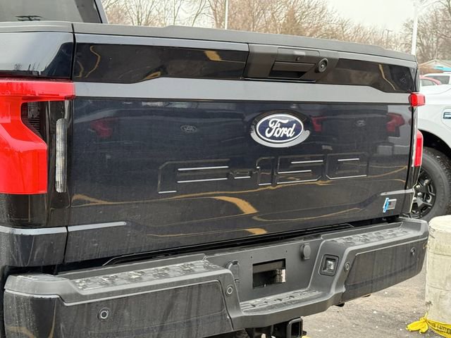 New 2025 Ford F150 Lightning XLT AWD/4WD image 5