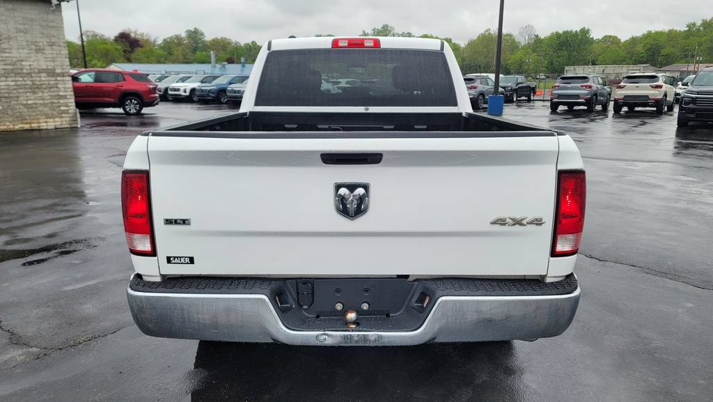 Used 2021 RAM 1500 Classic SLT AWD/4WD image 10