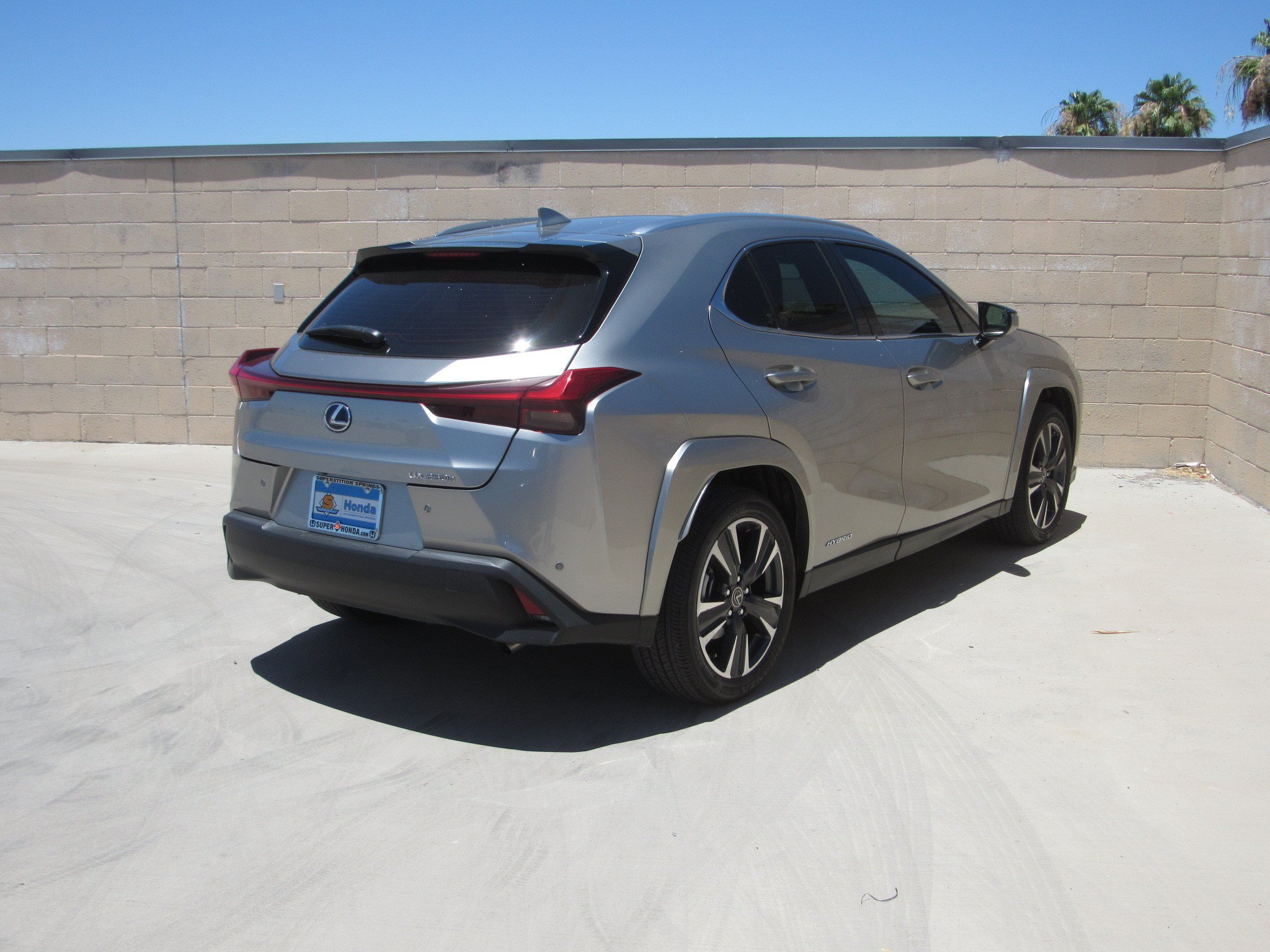 Used 2022 Lexus UX 250h w/ Luxury Package AWD/4WD image 5