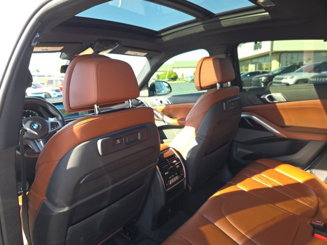 Used 2023 BMW X6 xDrive40i w/ Executive Package AWD/4WD image 29