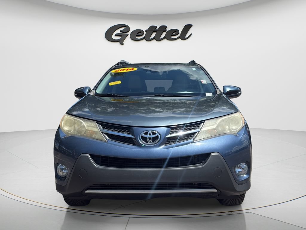 Used 2014 Toyota RAV4 Limited w/ Technology Package FWD image 2