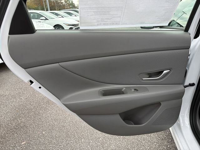 New 2026 Hyundai Elantra Sport image 7