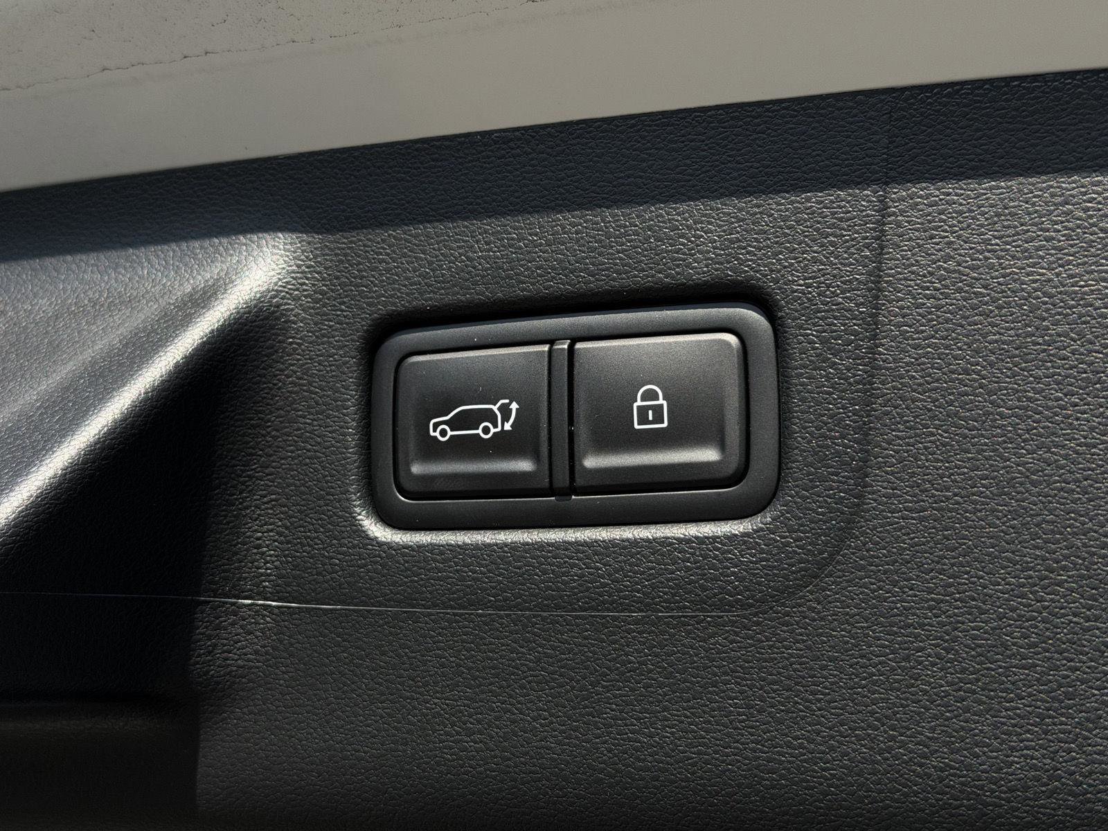 Certified 2026 Hyundai Santa Fe SEL image 26