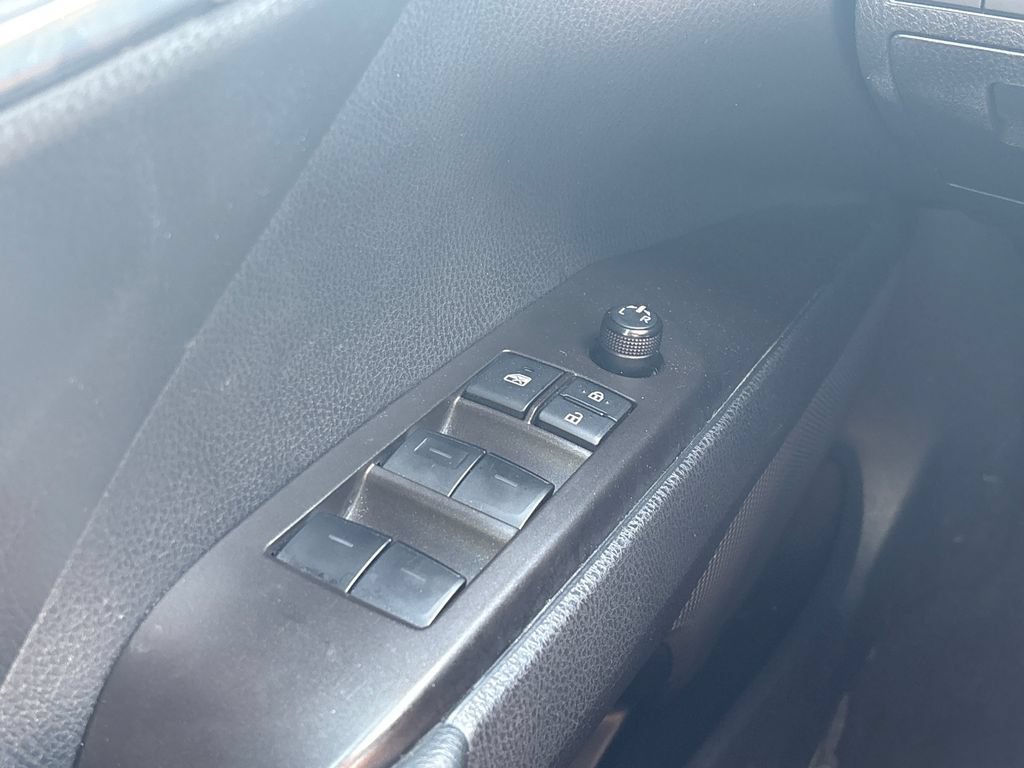 Used 2024 Toyota Camry SE FWD image 12