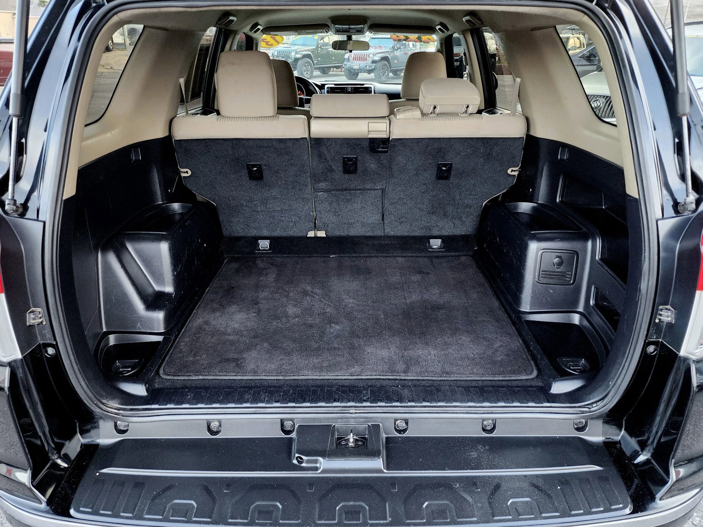 Used 2013 Toyota 4Runner SR5 image 19