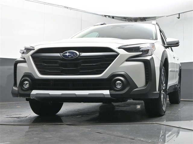 Used 2025 Subaru Outback Touring XT w/ Tech Package 3 image 35