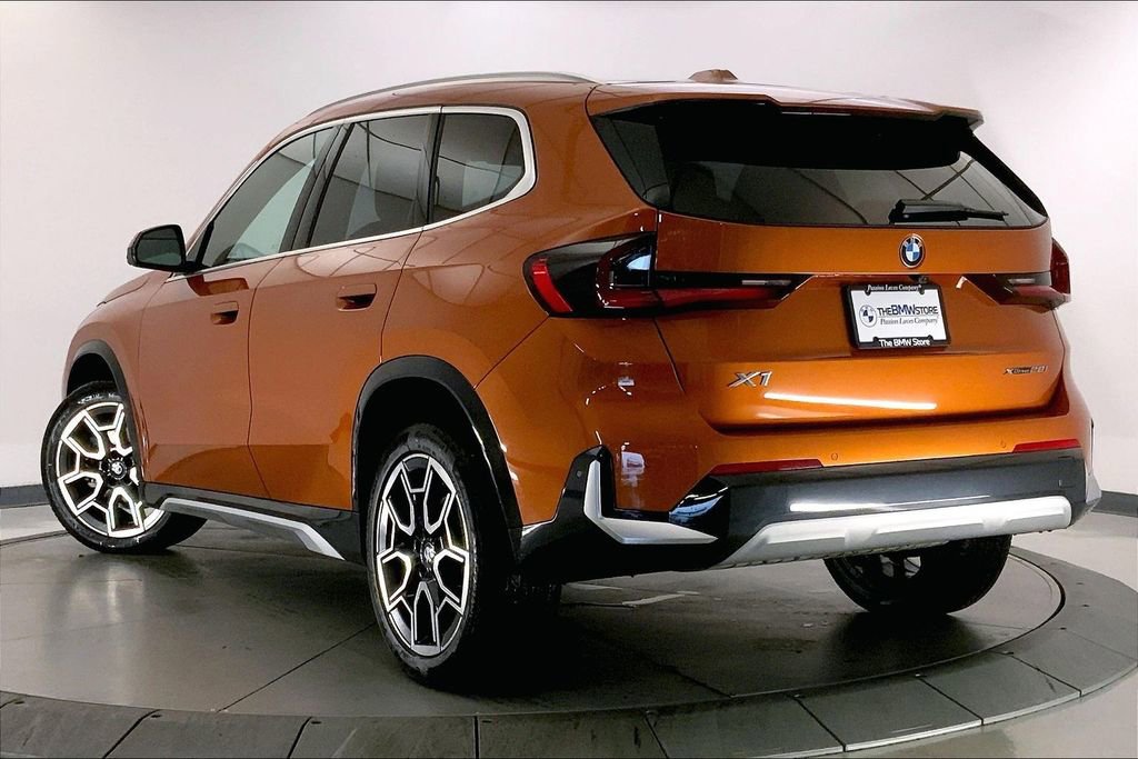 Certified 2025 BMW X1 xDrive28i AWD/4WD image 10