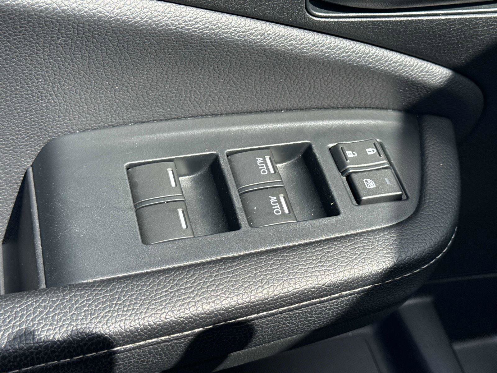 Used 2023 Honda Passport EX-L image 19