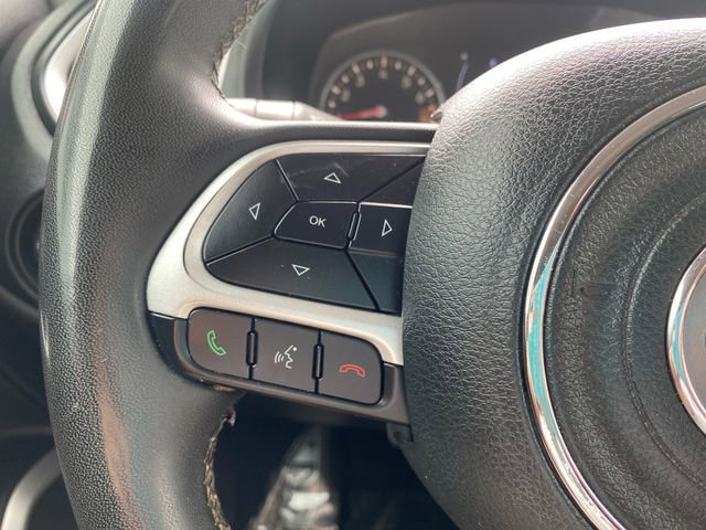 Used 2020 Jeep Renegade Latitude image 21