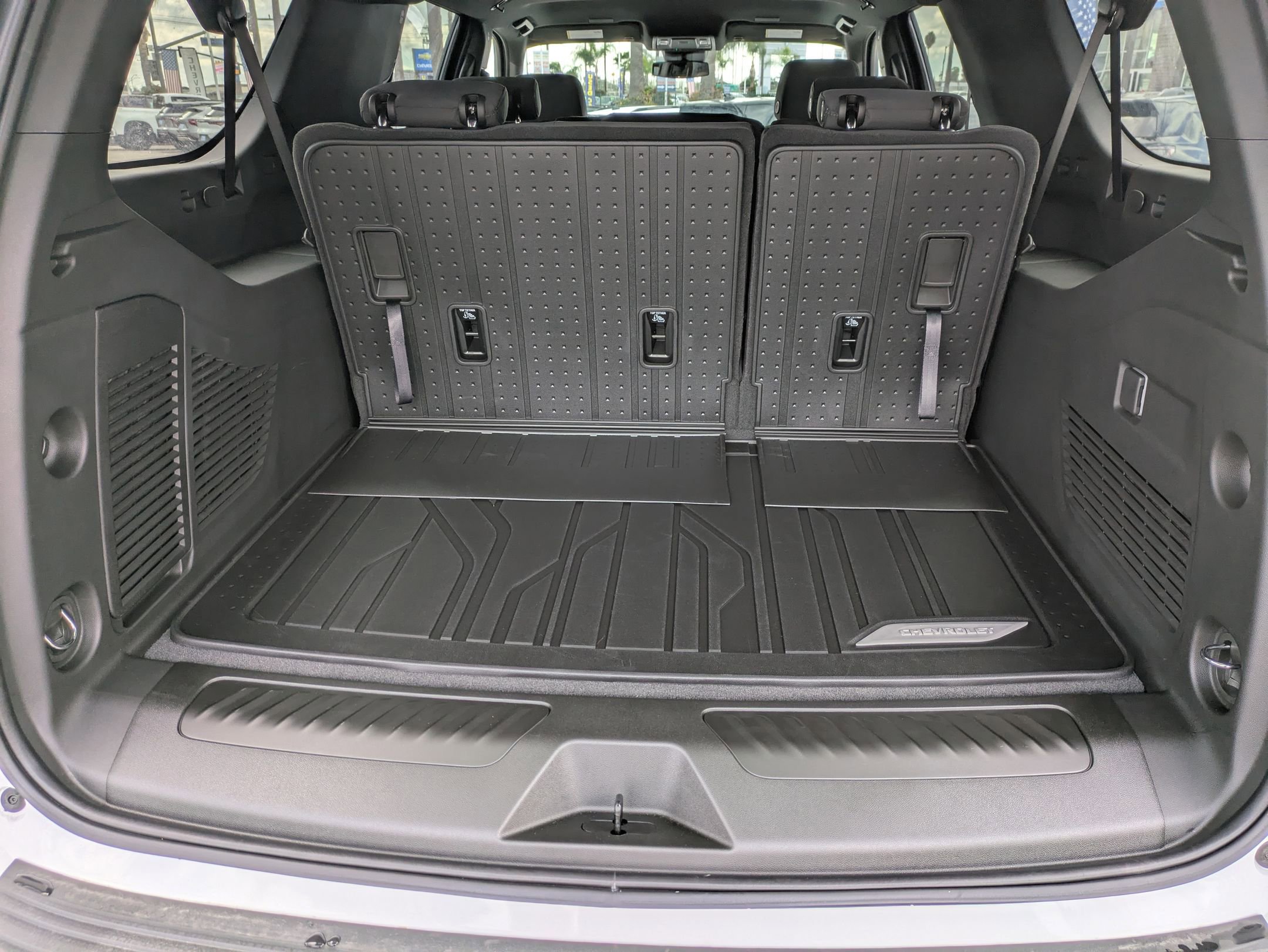 New 2026 Chevrolet Suburban LS image 26