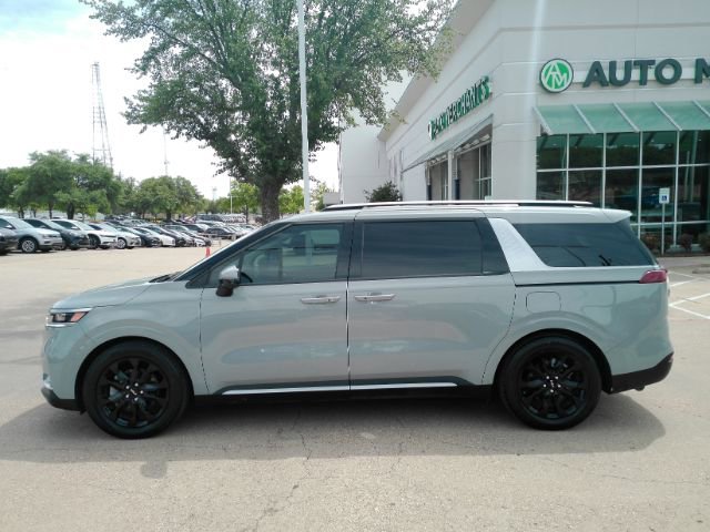 Used 2024 Kia Carnival SX Prestige image 14