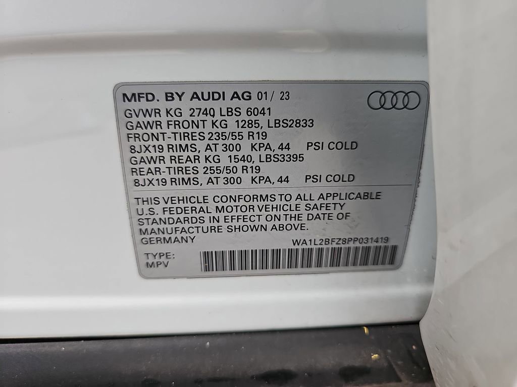 Used 2023 Audi Q4 e-tron Premium Plus w/ Premium Plus image 39